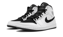 Load image into Gallery viewer, Air Jordan 1 Mid Alternate Think 16