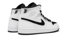 Load image into Gallery viewer, Air Jordan 1 Mid Alternate Think 16