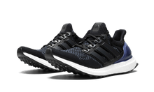 Load image into Gallery viewer, Ultra Boost Womens Core Black/Core Purple