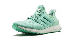 Ultra Boost W Naked Wave Pack