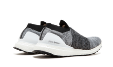 Load image into Gallery viewer, UltraBoost Laceless BLACK-GREY-WHITE BB6141