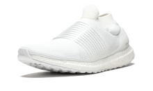 Load image into Gallery viewer, UltraBOOST Laceless WHITE-WHITE-WHITE BB6146