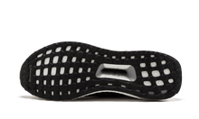 Load image into Gallery viewer, UltraBoost BLACK/WHITE BB6166