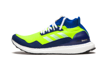 Load image into Gallery viewer, UltraBOOST Mid CWHITE-CBLUE