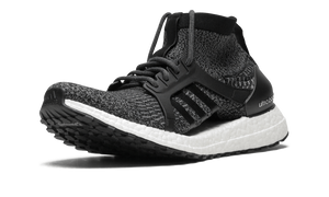 UltraBOOST x All Terrain W CBLACK-CBLACK