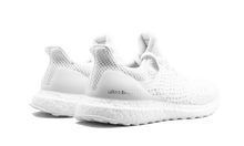 Load image into Gallery viewer, Ultraboost Clima FTWWHT-FTWWHT BY8888