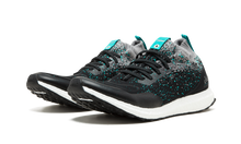 Load image into Gallery viewer, Ultraboost M RChamp Packer x Solebox