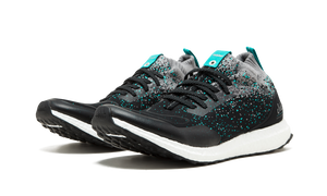 Ultraboost M RChamp Packer x Solebox
