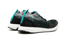 Load image into Gallery viewer, Ultraboost M RChamp Packer x Solebox