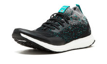 Load image into Gallery viewer, Ultraboost M RChamp Packer x Solebox