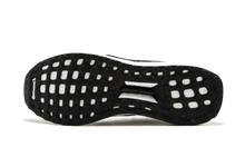 Load image into Gallery viewer, Ultraboost M RChamp Packer x Solebox
