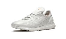 Load image into Gallery viewer, Copa 17.1 Kith UltraBoost CRYWHT-CLEGRE