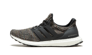 UltraBOOST CORE BLACK-CARBON-ASH SILVER CM8110