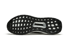 Load image into Gallery viewer, UltraBOOST Uncaged STEEL-CORE BLACK-CHALK PEARL