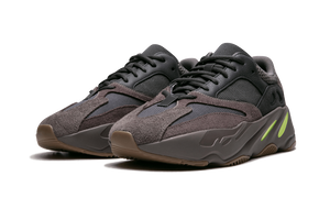 Yeezy Boost 700  Mauve