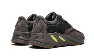 Yeezy Boost 700  Mauve