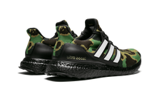 Load image into Gallery viewer, Ultra Boost Bape F35097
