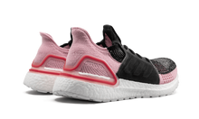Load image into Gallery viewer, Wmns UltraBoost 19 G26129