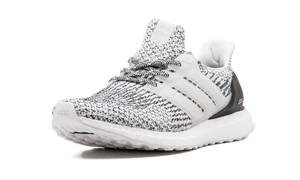UltraBOOST S80636
