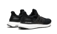 Load image into Gallery viewer, UltraBOOST Womens
