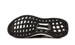 UltraBOOST Laceless CBLACK-CBLACK-CWHITE S80770