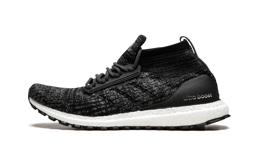 UltraBoost All TerrainCBLACK-FTWWHT-CBLACK