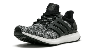 Ultraboost M RChamp Reigning Champ