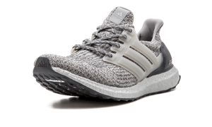 UltraBoost BA8143
