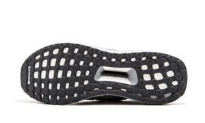 UltraBoost BA8143