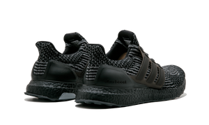 UltraBoost Triple Black