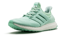 Load image into Gallery viewer, Ultra Boost W Naked Wave Pack
