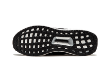 Load image into Gallery viewer, UltraBOOST CNY BB3521