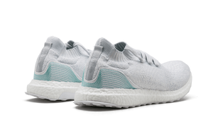 UltraBoost Uncaged LTD Parley