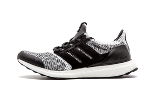 UltraBOOST S.E. SNS x Social Status