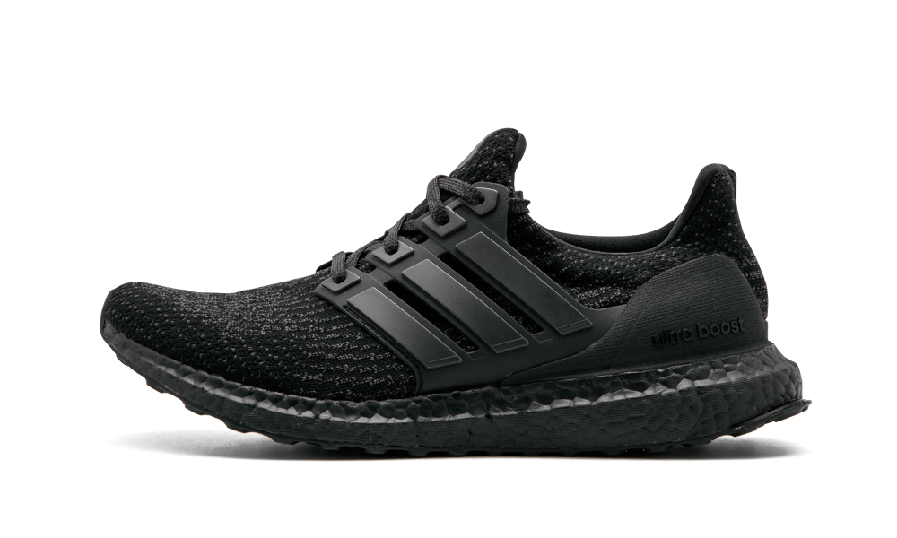 UltraBoost Matte Black
