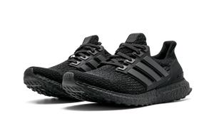 UltraBoost Matte Black