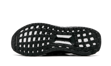 Load image into Gallery viewer, UltraBoost Matte Black