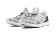 Load image into Gallery viewer, UltraBOOST S80636