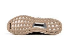 Load image into Gallery viewer, UltraBoost OLIVE-CBLACK-CGUM