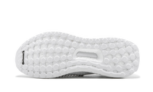 Load image into Gallery viewer, UltraBOOST Laceless CWHITE-CWHITE