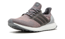 Load image into Gallery viewer, UltraBoost CGREY-CPINK S82022