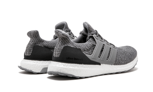 UltraBOOST S82023