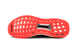 UltraBOOST m CRED/CWHITE